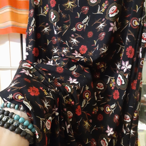 Top/Blouse - Picture 4 of 5